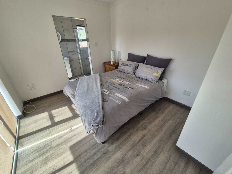 2 Bedroom Property for Sale in Island View Western Cape